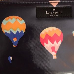 Kate spade get carried away daycation wallet